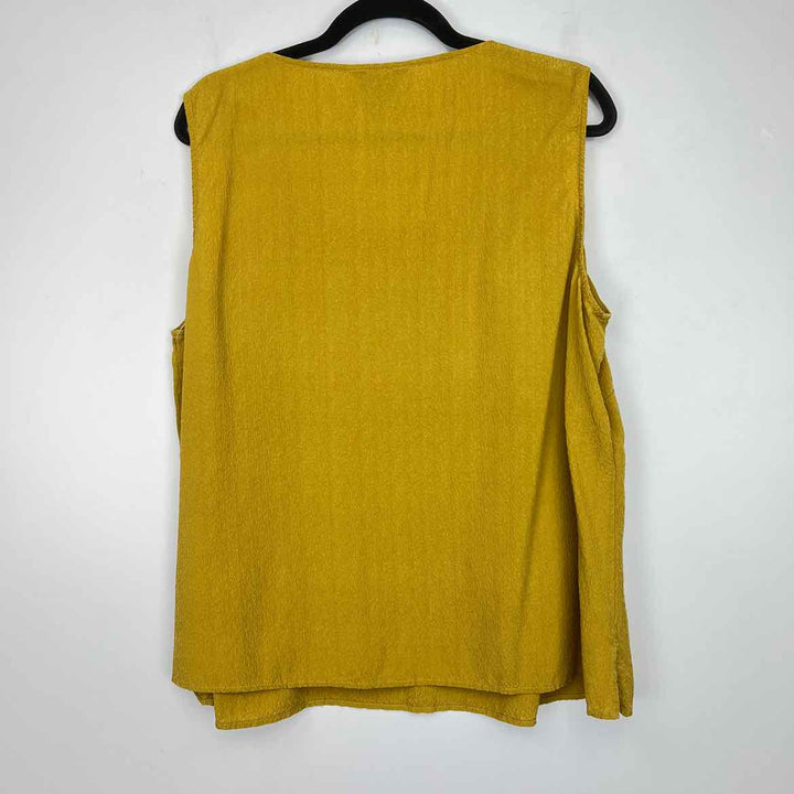 CITRON Top Chartreuse / 2X CITRON Sleeveless Solid Women's Tops Women Size 2X Chartreuse Top