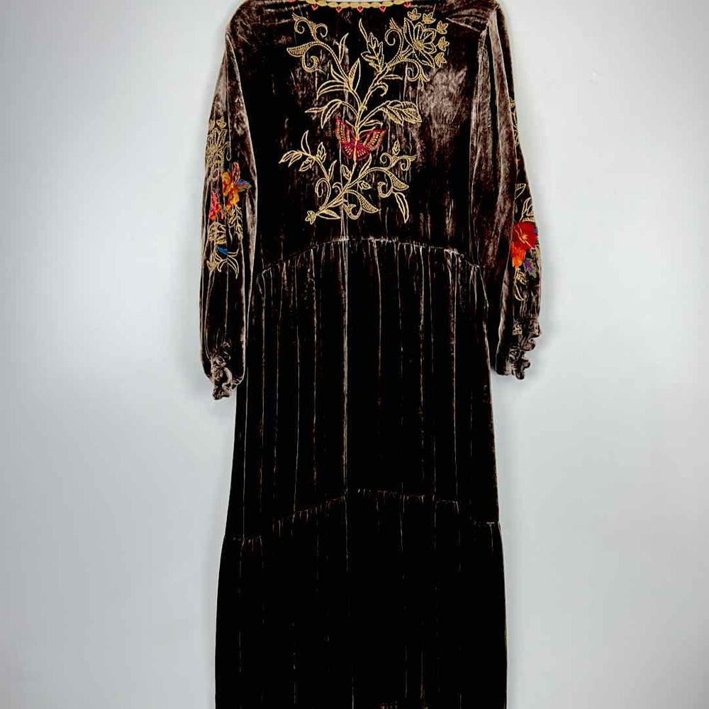 JOHNNY WAS Dress BROWN & MULTI / L JOHNNY WAS LONGSLEEVE VELVET Women's Women Size L BROWN & MULTI Dress