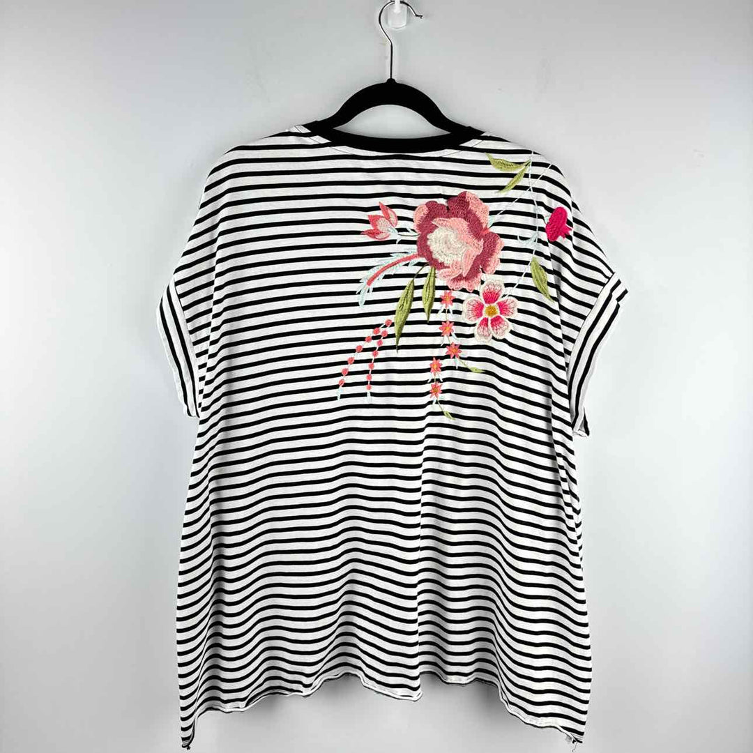 JOHNNY WAS Top Black & White / Xl JOHNNY WAS Short Sleeve Stripe Women's Tops Women Size Xl Black & White Top