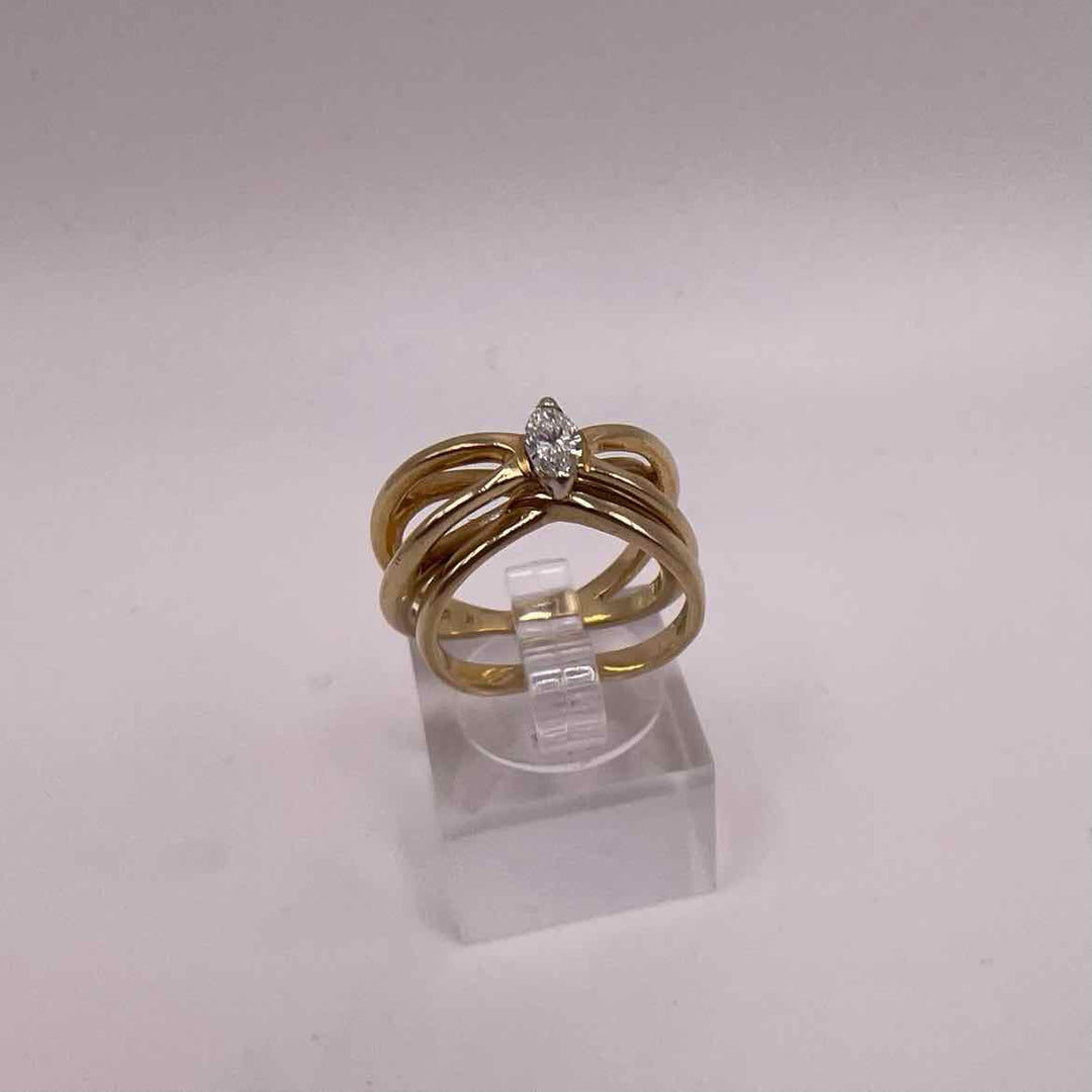 Posh Resale Ring 14K YELLOW GOLD MARQUISE .22ct  DIAMOND WEDDING SET Womens Size 6