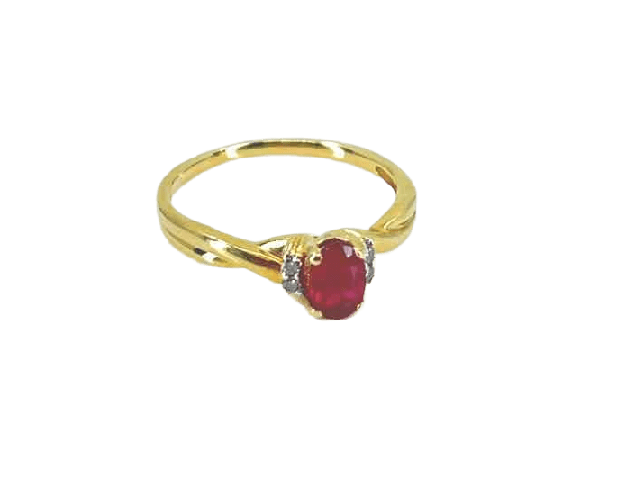 Simply Posh Consign Ring 14K Red Ruby Oval Shape Size 7 Womens Ring - Luxurious and Timeless Jewelry