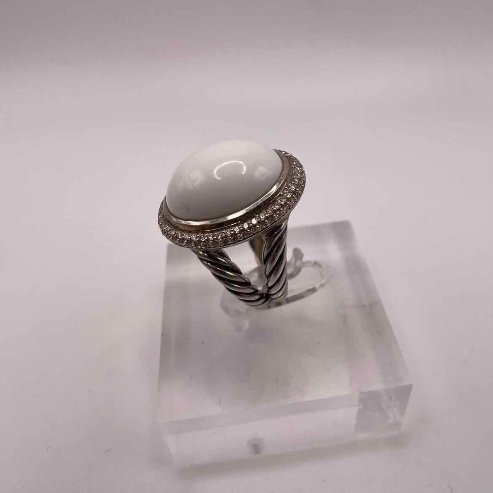 Simply Posh Consign Ring David Yurman Sterlins Silver Albion Pearl with Pave Dia Ring Size 605