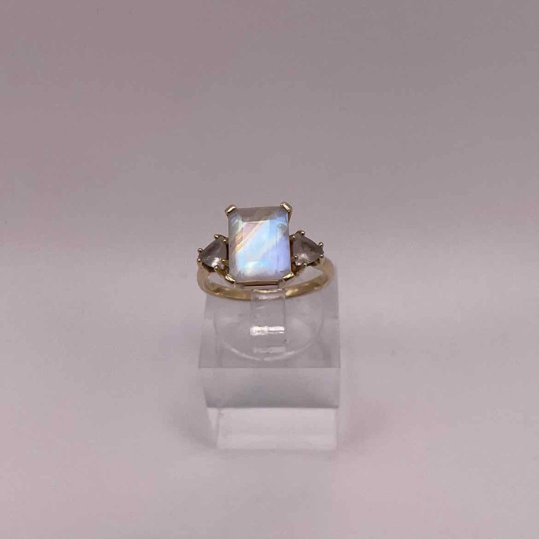 simplyposhconsign Jewelry 14 KY EMERALD CUT MOONSTONE SOLITARE