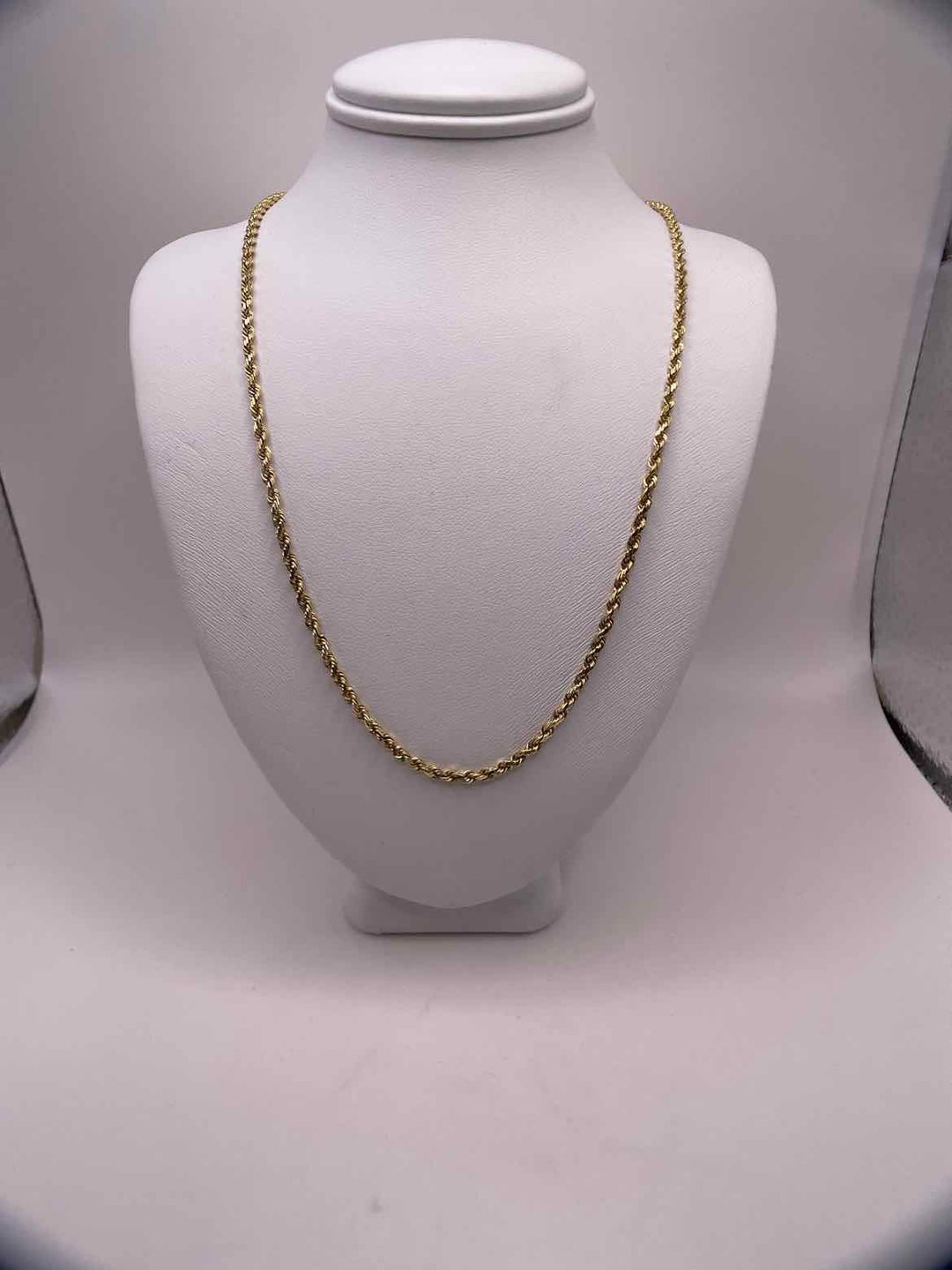 simplyposhconsign Necklace 14KY YELLOW GOLD 2mm FRENCH TWIST CHAIN