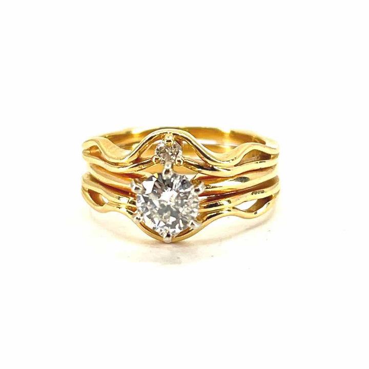 simplyposhconsign Ring 14K YELLOW GOLD CAST DIAMOND SOLITAIRE RING Size 5