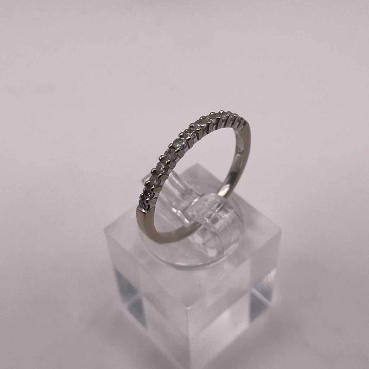 simplyposhconsign Ring 14KW  DAINTY DIAMOND STACK RING