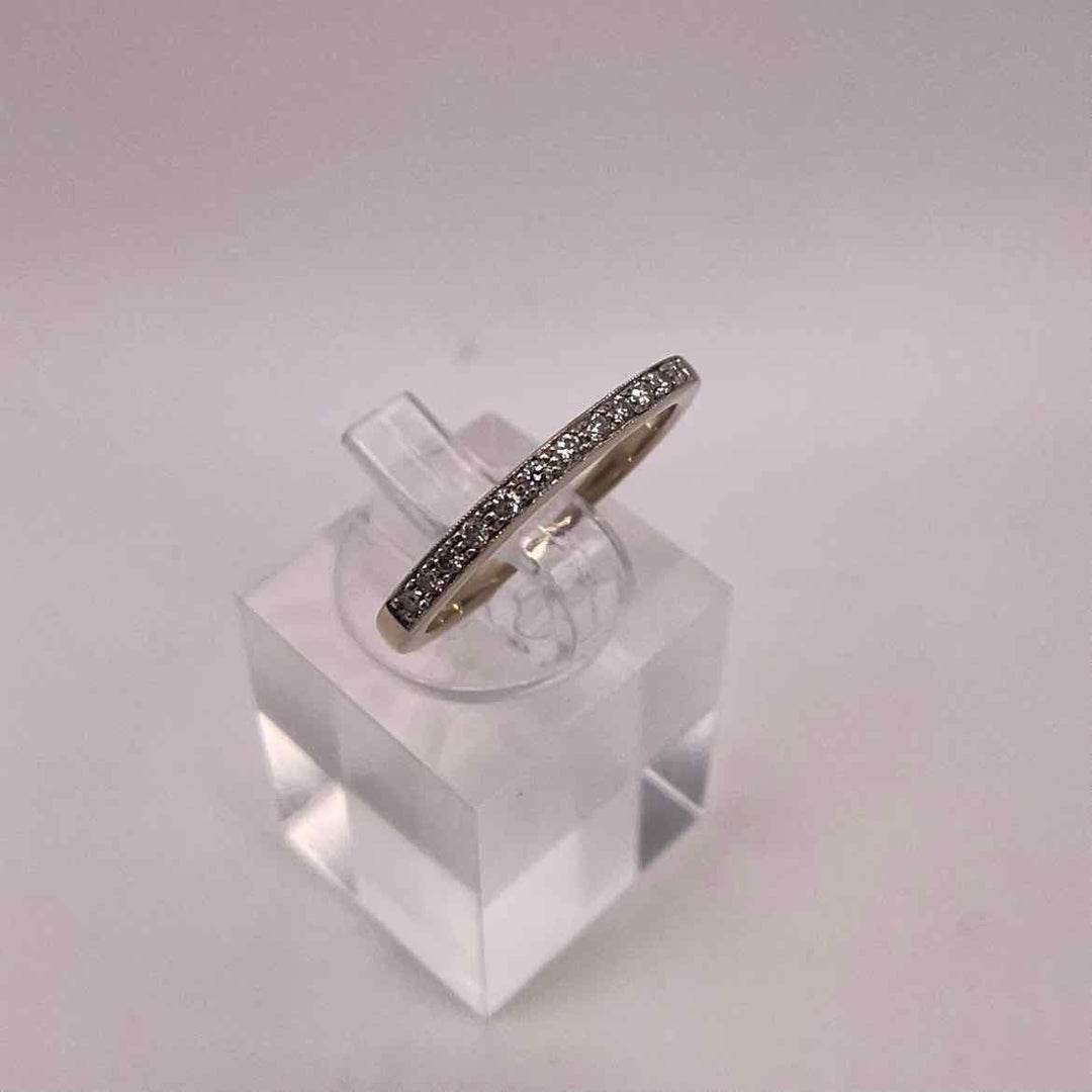 simplyposhconsign Ring 14KW WHITE GOLD DIAMOND STACKING  BAND RING