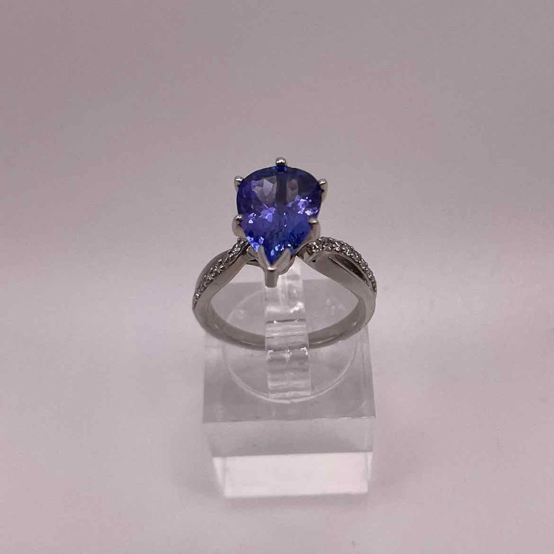 simplyposhconsign Ring 14KW WHITE GOLD PEAR TANZANITE & DIAMOND RING