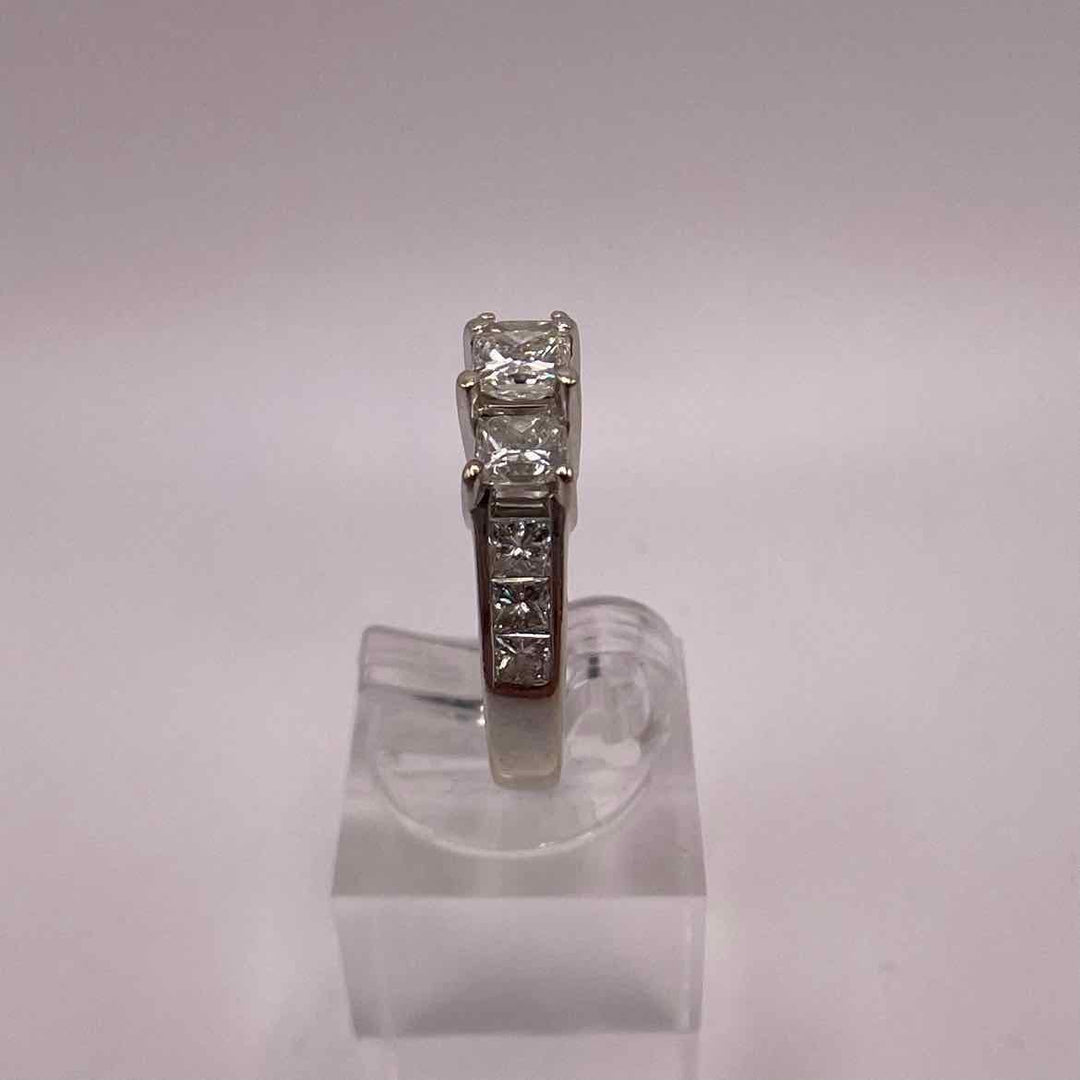 simplyposhconsign Ring 14KW WHITE GOLD PRINCESS CUT DIAMOND RING