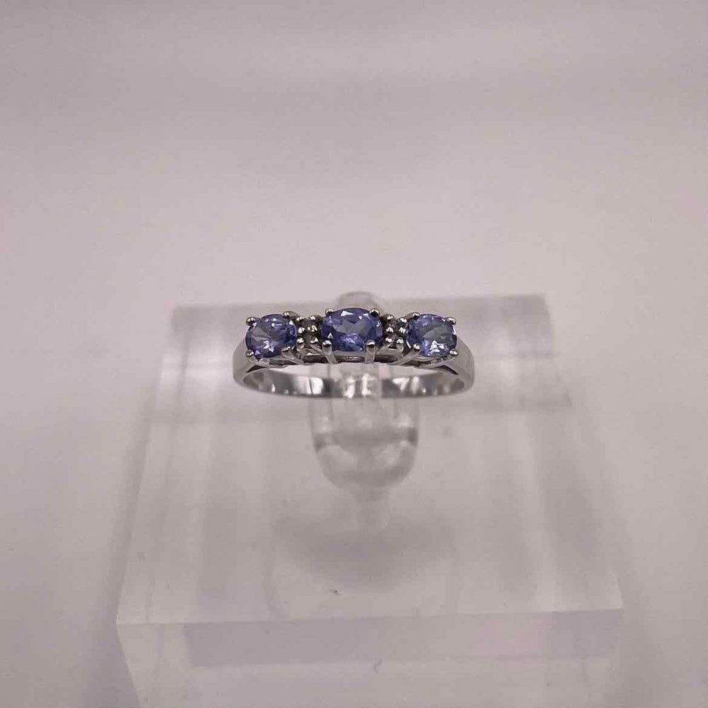 simplyposhconsign Ring 14KW WHITE GOLD TANZANITE & DIAMOND RING