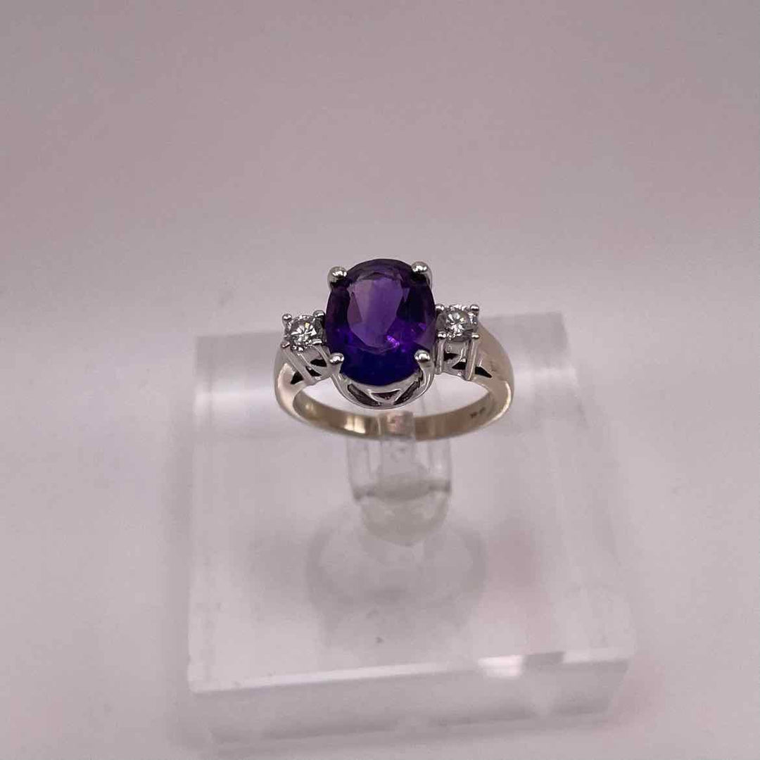 simplyposhconsign Ring 18K WHITE GOLD AMETHYST & DIAMOND Woman's RING Size 6